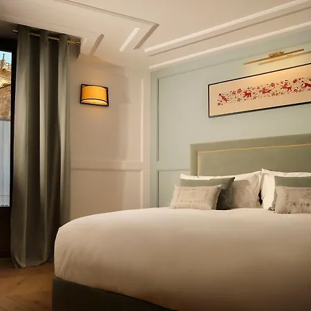 מלון Eunice Gastronomico 5*